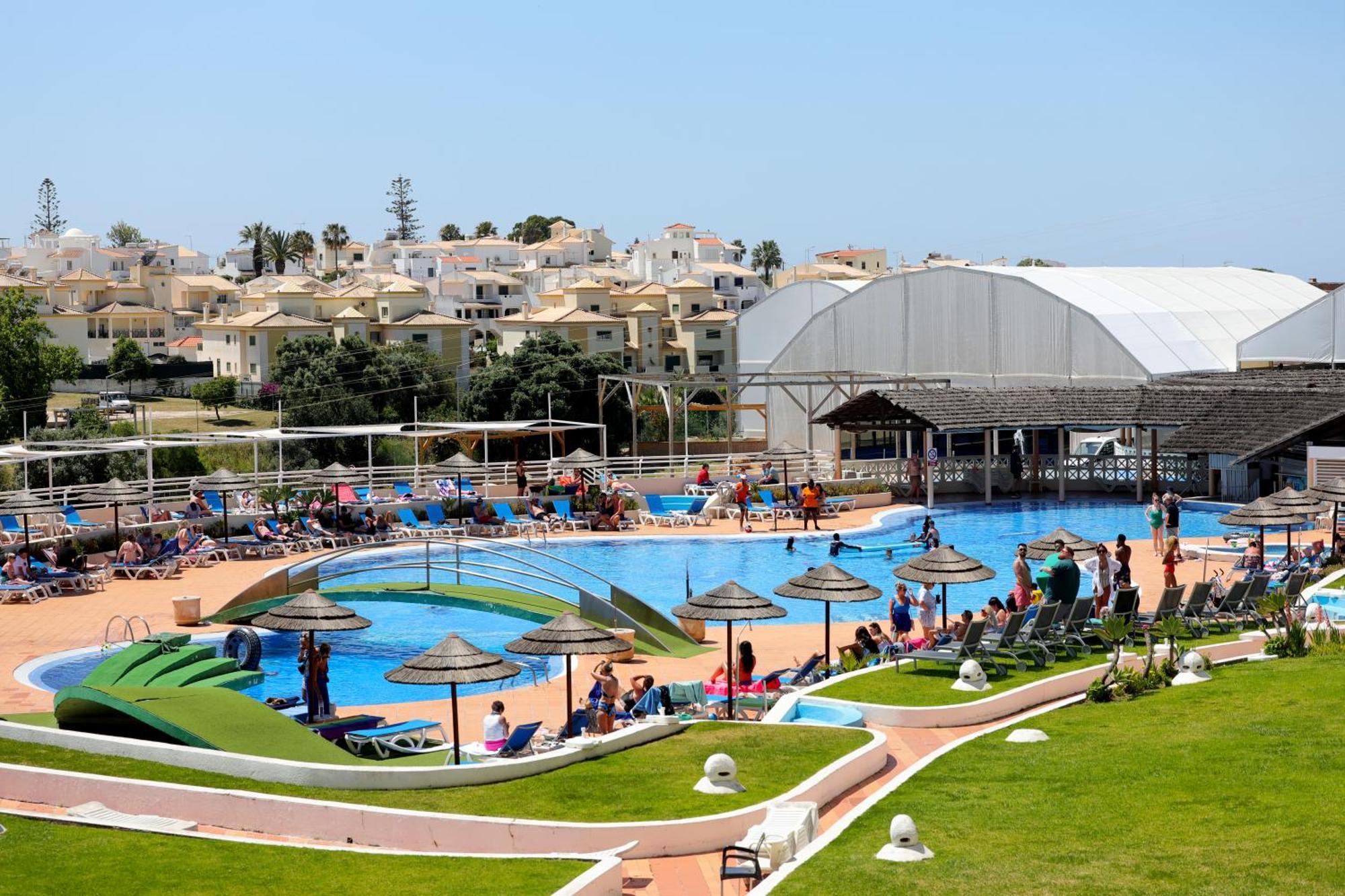 Paraiso De Aparthotel 4*